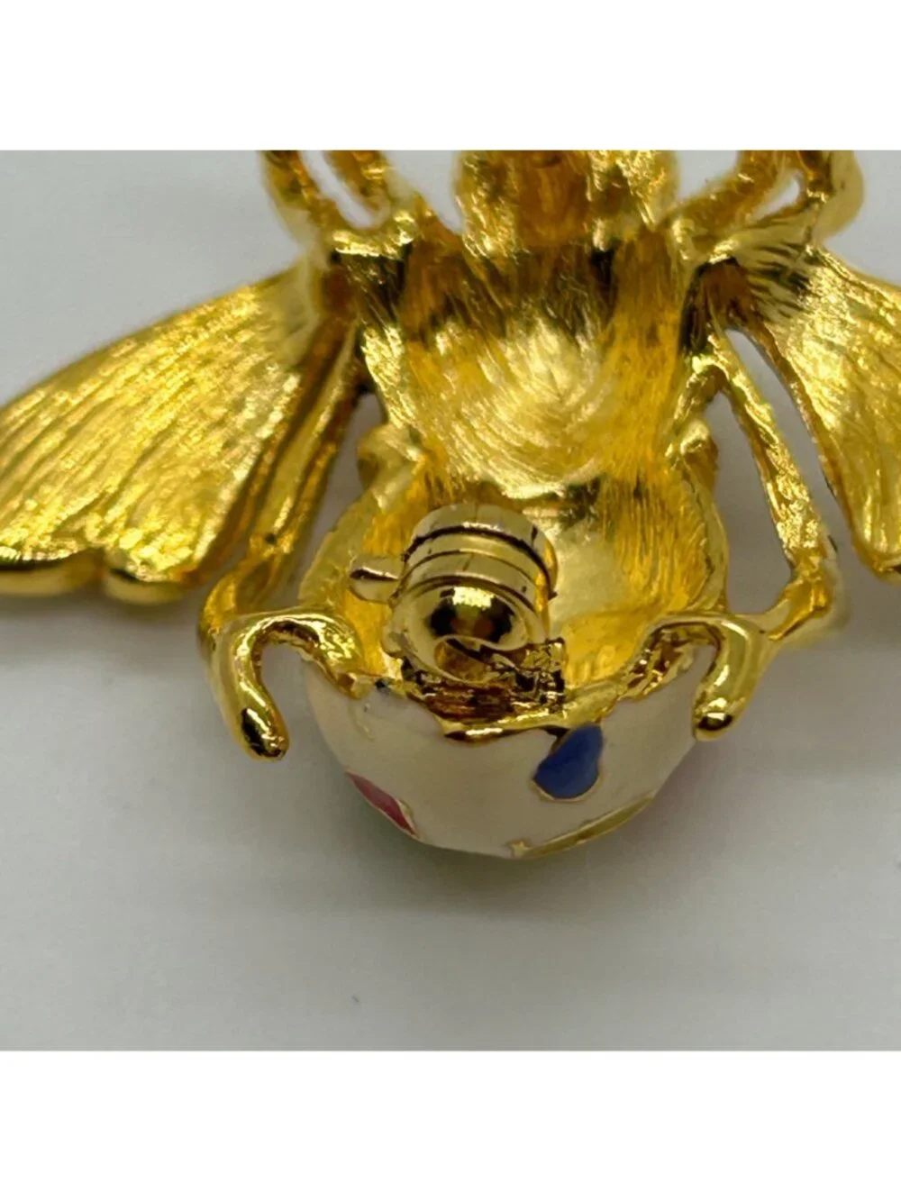 Joan Rivers Bee Brooch Lots of Love Enamel Hearts Multi-Color Rhinestone Insect